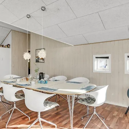 Hybenvangen Denm * Oksbøl